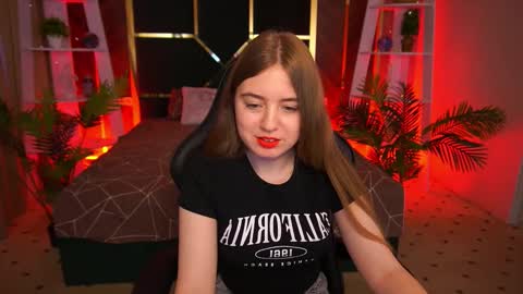 Snapshot of anneeexx chatting on December 2025 08:08:01 AM anneeexx online show from December 2025 08:08:01 AM