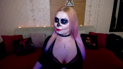 Snapshot of annessixreign chatting on October 2025 01:01:02 PM AnnessixReign online show from October 2025 01:01:02 PM