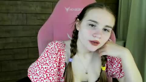 AnnetBennette online show from July 2026 04:37:01 AM