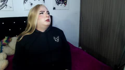 Anne VanHelsing online show from July 2026 04:17:02 AM