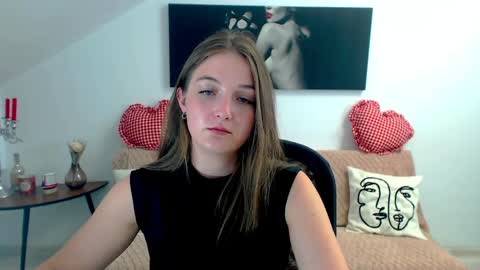 Snapshot of annewilsonn chatting on May 2026 05:38:01 AM annewilsonn online show from May 2026 05:38:01 AM