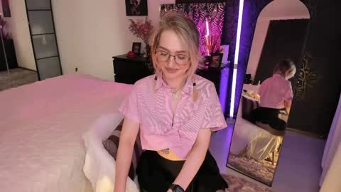 Annie online show from May 2026 05:54:01 PM