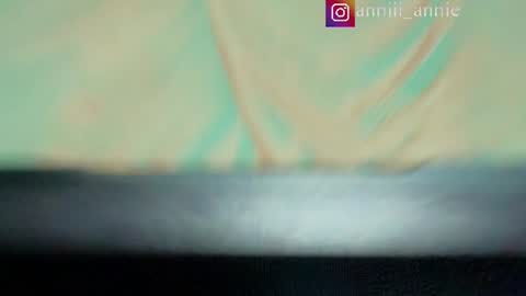 Snapshot of annie_snow_ chatting on June 2026 08:47:01 PM JEANNE no olvides seguirme dont forget follow me uu online show from June 2026 08:47:01 PM