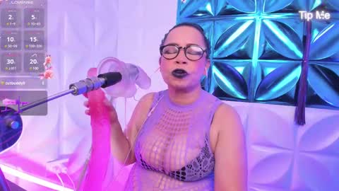 annie online show from February 2025 03:23:02 AM