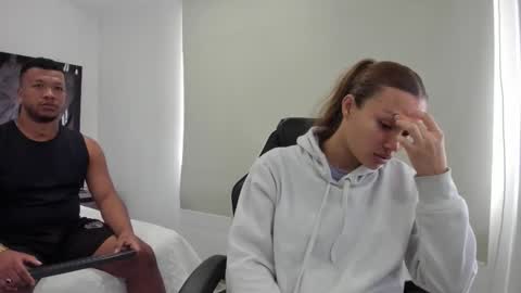 Annie and Stefan online show from February 2026 01:41:02 PM