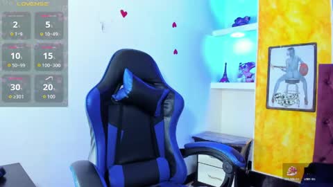 Anniee online show from May 2026 12:22:02 PM