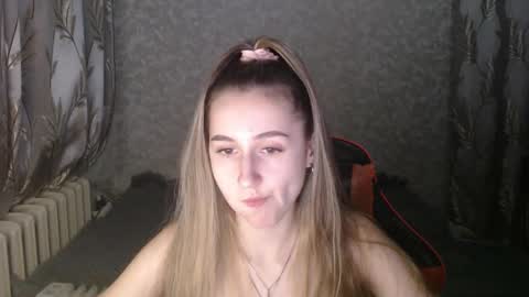 annieee_smith online show from December 2025 02:55:01 PM