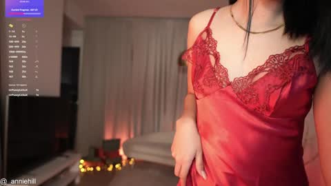 Snapshot of anniehillofficial_ chatting on December 2024 08:12:02 PM anniehillofficial_ online show from December 2024 08:12:02 PM