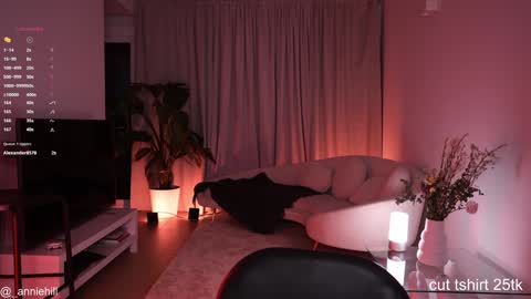 Snapshot of anniehillofficial_ chatting on January 2025 07:17:02 PM anniehillofficial_ online show from January 2025 07:17:02 PM