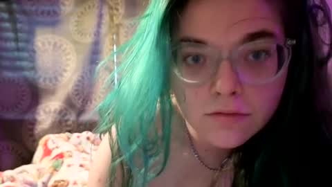 Snapshot of anniemarie445 chatting on July 2026 03:19:02 PM Darlingskiesxo online show from July 2026 03:19:02 PM