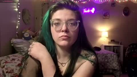 Snapshot of anniemarie445 chatting on July 2026 01:26:01 AM Darlingskiesxo online show from July 2026 01:26:01 AM