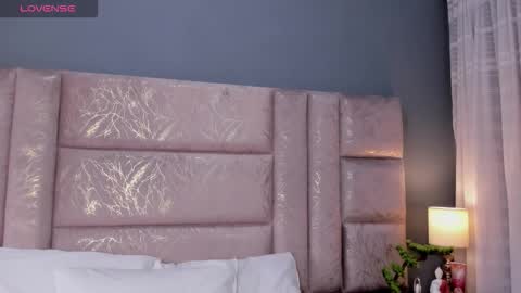 Annie online show from November 2025 01:06:02 PM