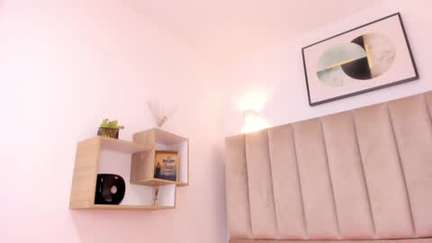 Snapshot of anniie_queen chatting on January 2025 03:04:02 AM Annie Queen online show from January 2025 03:04:02 AM