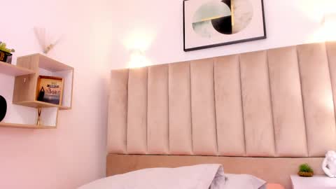 Snapshot of anniie_queen chatting on February 2025 03:04:01 AM Annie Queen online show from February 2025 03:04:01 AM