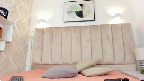 Snapshot of anniie_queen chatting on November 2025 02:34:01 AM Annie Queen online show from November 2025 02:34:01 AM