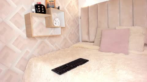 Annie Queen online show from May 2026 03:56:01 AM