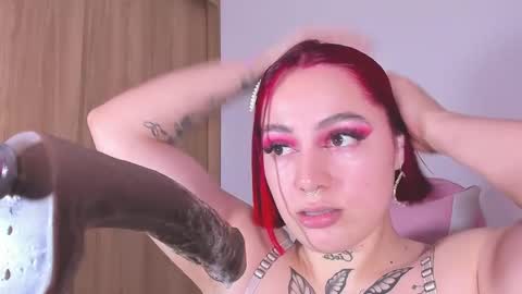 Gise. online show from February 2025 10:30:01 PM