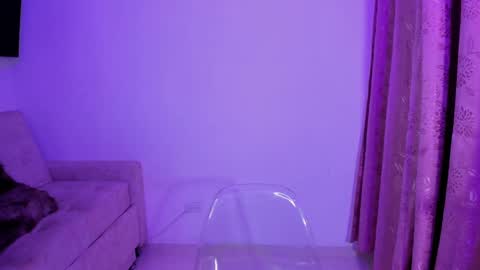 Gise. online show from October 2025 02:12:01 AM