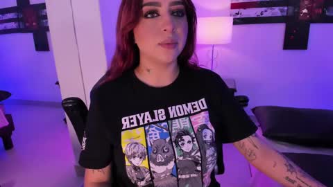 Snapshot of annikamerliahh_ chatting on February 2025 12:23:02 PM Annika online show from February 2025 12:23:02 PM