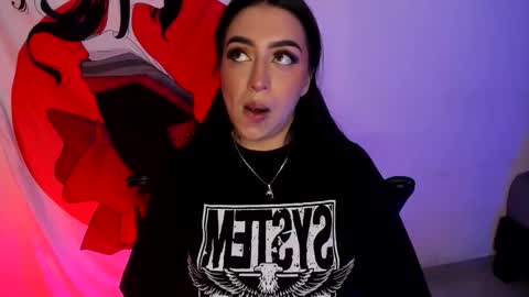 Snapshot of annikamerliahh_ chatting on October 2025 12:33:02 AM Annika online show from October 2025 12:33:02 AM