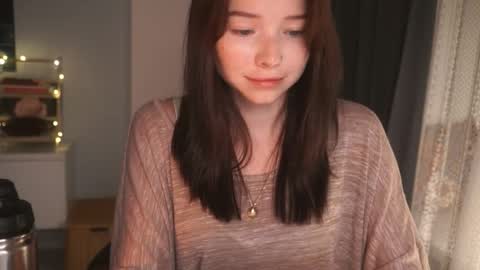 Snapshot of anntics_ chatting on October 2025 04:02:02 PM N antics online show from October 2025 04:02:02 PM