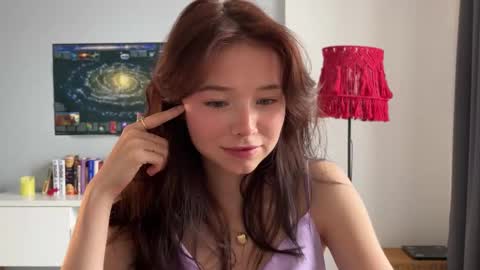 Snapshot of anntics_ chatting on November 2025 11:12:02 AM N antics online show from November 2025 11:12:02 AM