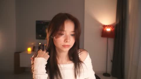 Snapshot of anntics_ chatting on November 2025 12:41:02 PM N antics online show from November 2025 12:41:02 PM