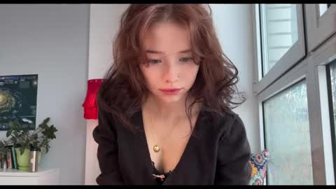 Snapshot of anntics_ chatting on December 2025 05:24:02 AM N antics online show from December 2025 05:24:02 AM