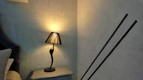 Anntonia Woods  online show from December 2024 12:02:01 PM