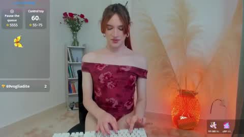 Anntonia Woods  online show from February 2025 03:26:01 PM