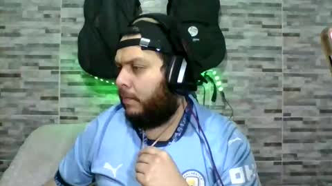 lion kennedy independent model moderator online show from February 2026 02:06:02 AM