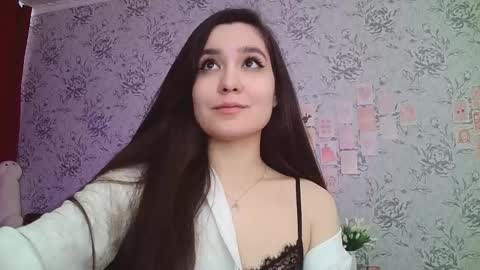 Annie online show from February 2025 07:49:01 AM