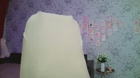 Annie online show from March 2025 05:02:01 PM