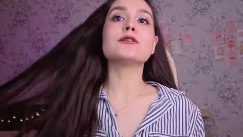 Annie online show from October 2025 05:10:02 AM