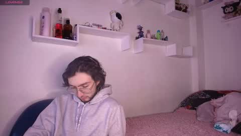 anny harris online show from December 2025 07:54:02 PM