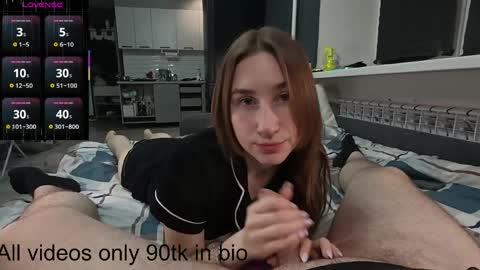 AnnyLoving online show from April 2026 06:05:01 PM