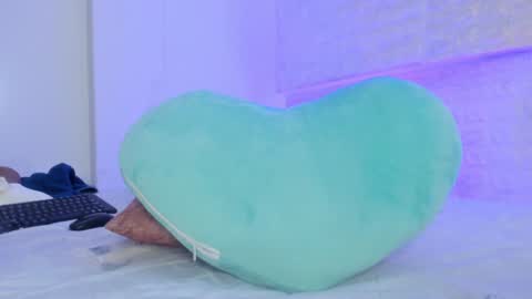 Snapshot of annyluna1 chatting on January 2025 07:21:01 PM Annyluna online show from January 2025 07:21:01 PM