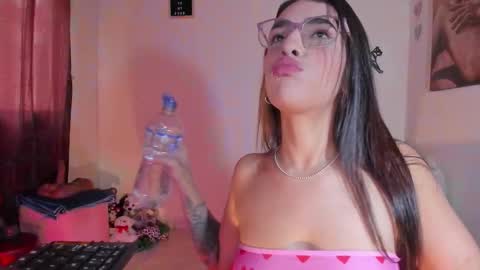 Snapshot of annyluna1 chatting on October 2025 07:58:02 PM Annyluna online show from October 2025 07:58:02 PM