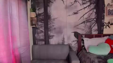 Snapshot of annyluna1 chatting on December 2025 09:10:02 PM Annyluna online show from December 2025 09:10:02 PM