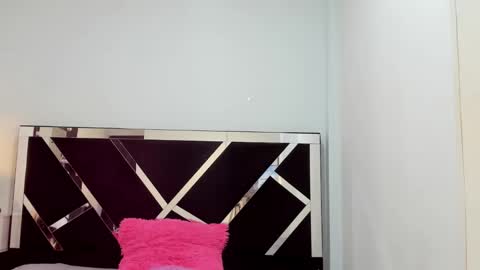 Anny online show from March 2025 08:48:01 PM