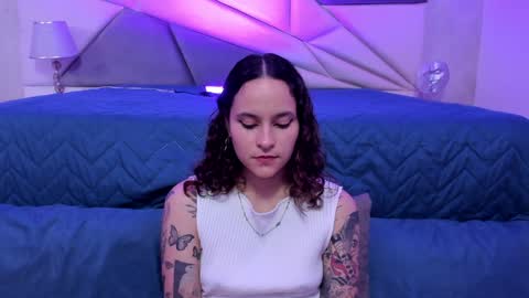 AnnyT online show from January 2025 12:16:02 AM