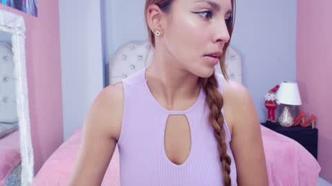 Snapshot of annyxhot chatting on January 2025 02:31:02 PM AnnyXhot online show from January 2025 02:31:02 PM