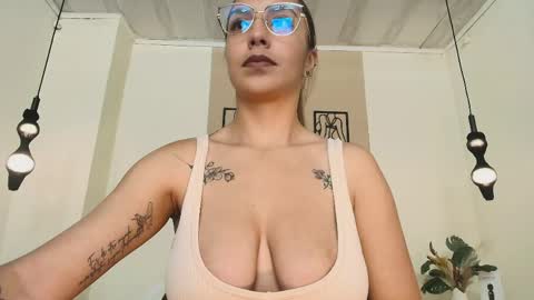 Snapshot of annyxhot chatting on June 2026 11:12:02 AM AnnyXhot online show from June 2026 11:12:02 AM