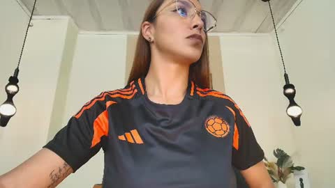 Snapshot of annyxhot chatting on June 2026 11:23:01 AM AnnyXhot online show from June 2026 11:23:01 AM