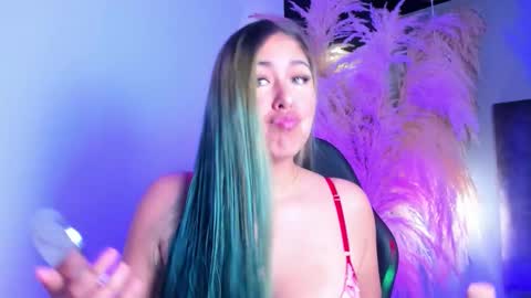 Anny  online show from December 2025 01:58:02 AM