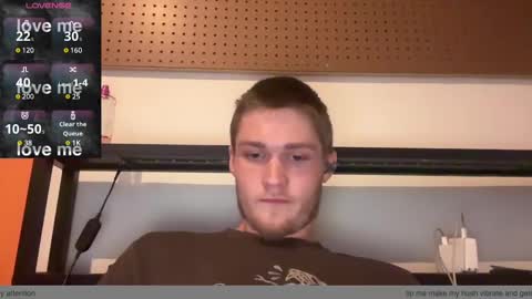 Snapshot of anomalies_ig chatting on December 2024 10:00:01 PM anomalies_ig online show from December 2024 10:00:01 PM