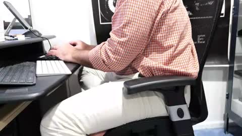 D online show from November 2025 03:22:01 PM