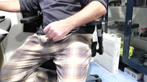 Snapshot of anonycock7 chatting on December 2025 02:10:02 PM D online show from December 2025 02:10:02 PM