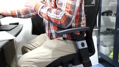 Snapshot of anonycock7 chatting on February 2026 02:33:01 PM D online show from February 2026 02:33:01 PM