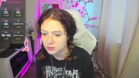 Snapshot of anora_millerr chatting on November 2025 08:38:01 AM Anora online show from November 2025 08:38:01 AM